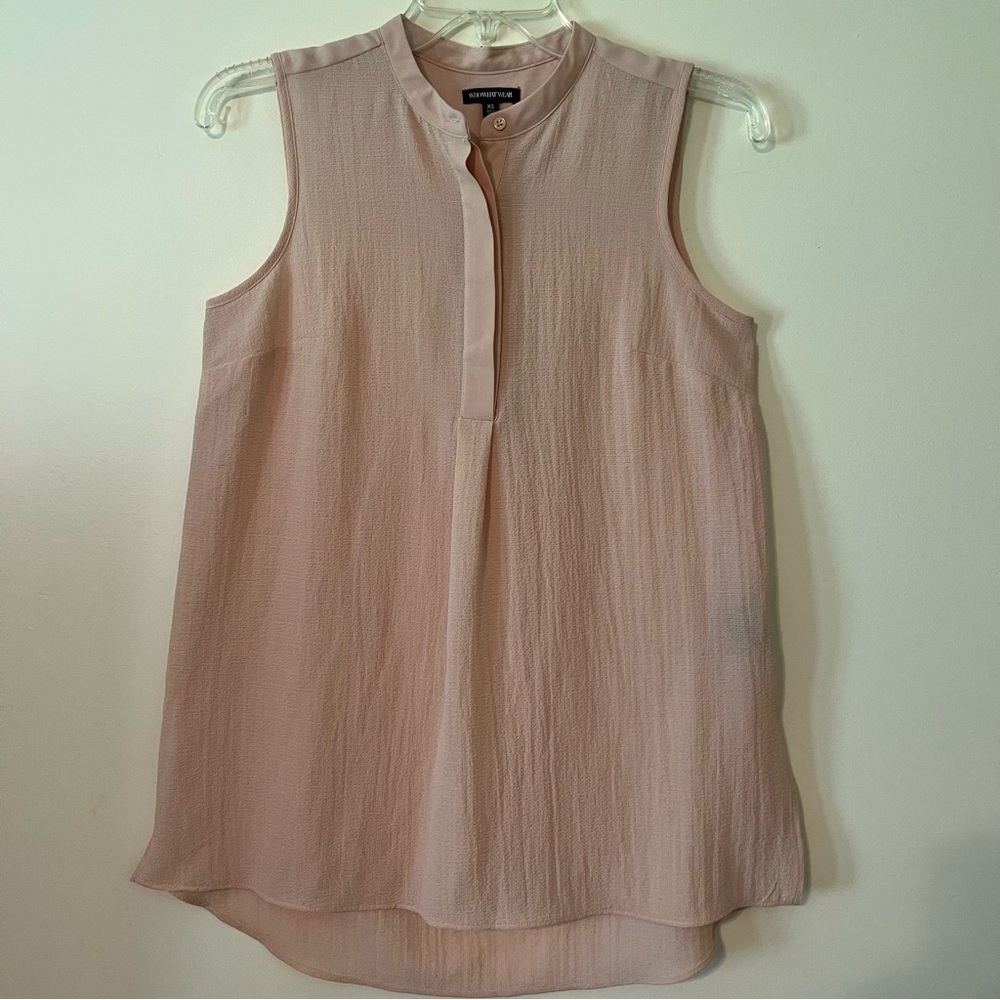 Who What Wear Pink Sleeveless Blouse with Mandarin Collar. Size XS.